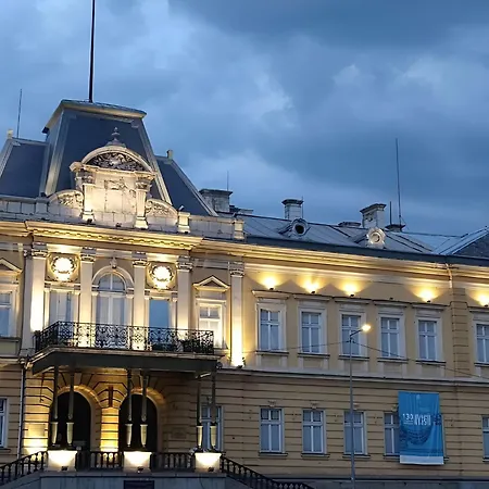 Chic 2bd Flat With Modern Furniture On Aldomirovska By Flat Mаnager דירה *