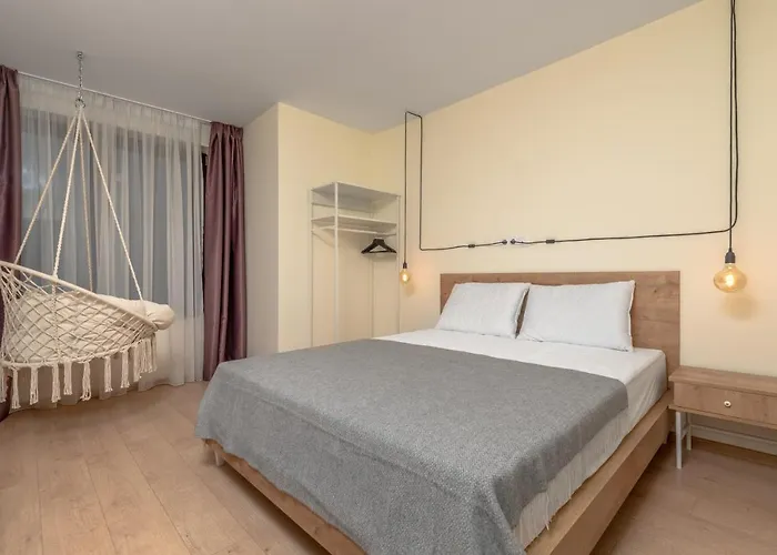 Chic 2bd Flat With Modern Furniture On Aldomirovska By Flat Mаnager Apartament